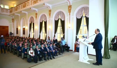 Bakü’de düzenlenen panelde güç savaşları ve Güney Kafkasya ele alındı